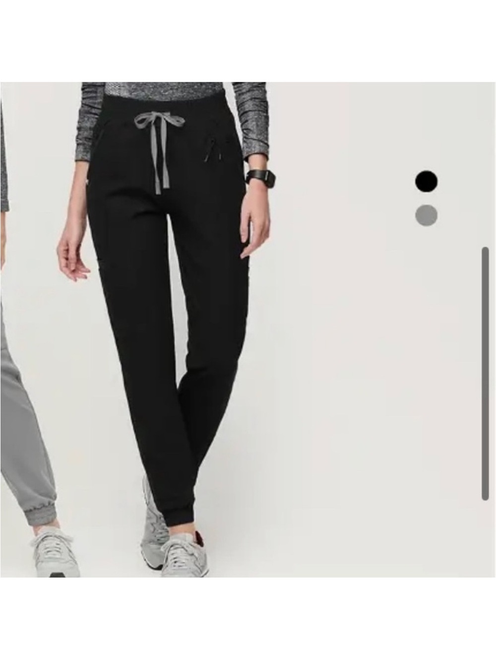 FIGS Charlotte Technical 21-Pocket Scrub Jogger Black Women’s XS Petite